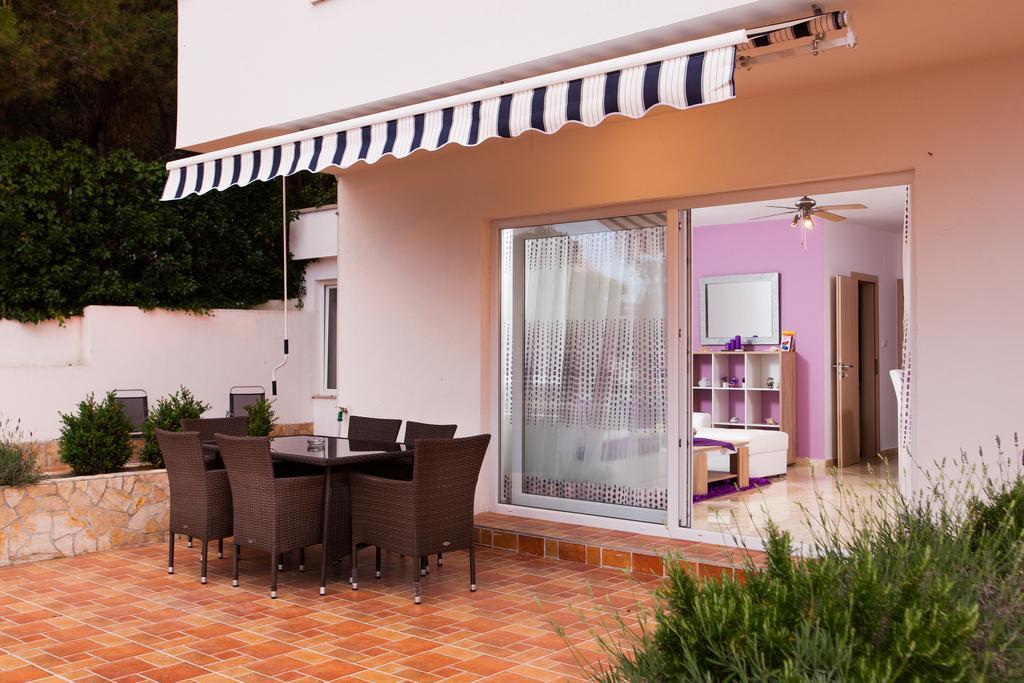 La Perla Apartments Сутиван Экстерьер фото